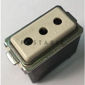 220V OUTLET FOR FAN (FEMALE)